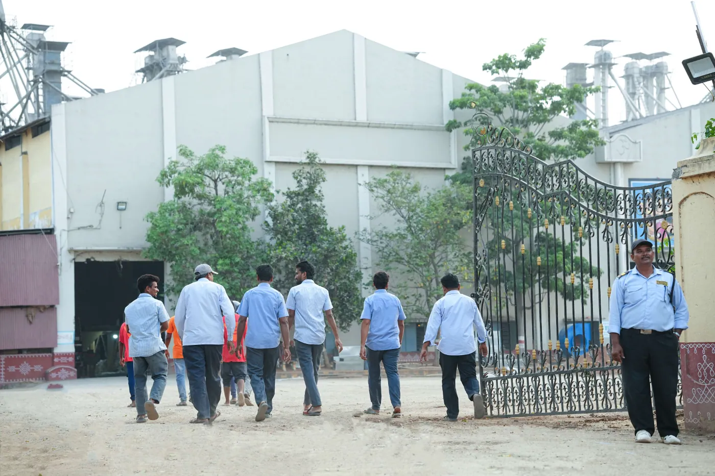 Shift change at the main gate